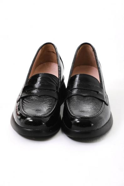 Siyah Tabanlı Parlak Kumaş Kadın Rugan Ayakkabı